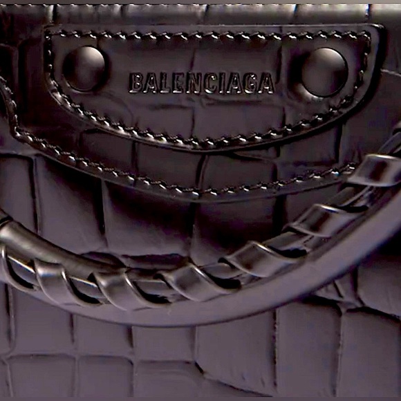 NEW AUTH BALENCIAGA CLASSIC NEO SMALL EMBOSSED CROC LEATHER GUNMETAL MED BAG - Picture 4 of 12